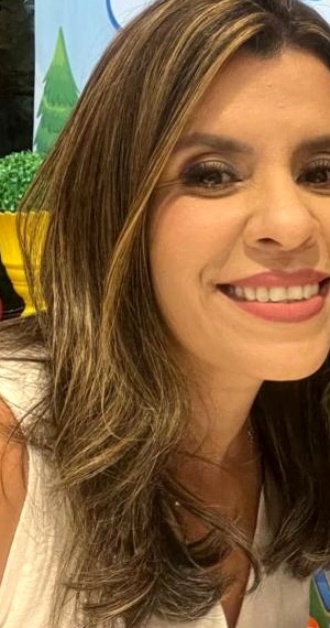 Dra. Clarice Henrique Dias, advogada trabalhista fundadora do HD Advogados